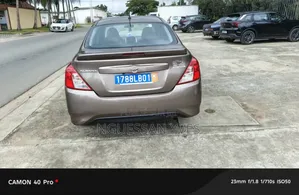 Nissan Almera 2022 Marron