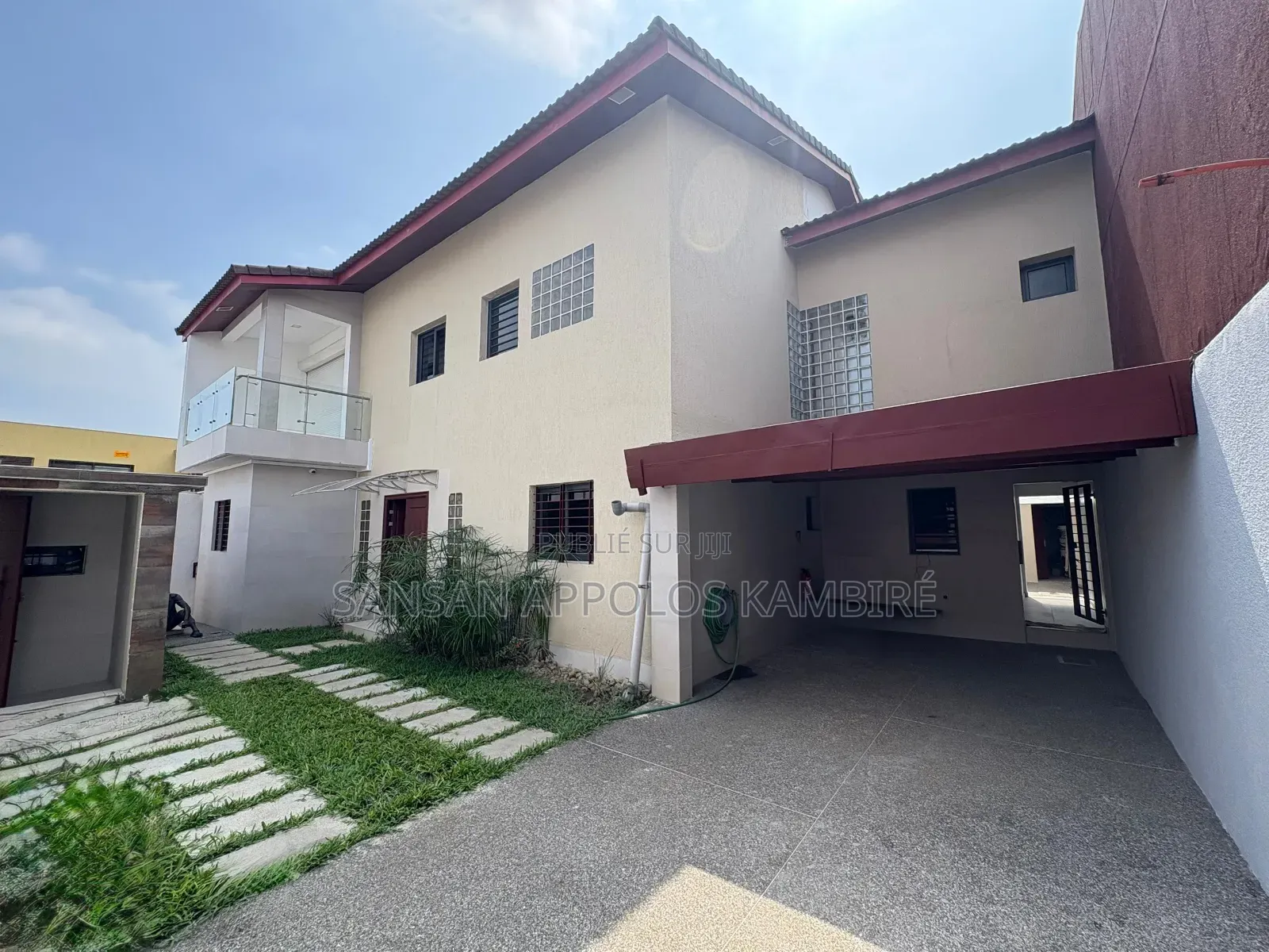 4chbre Duplex dans Une Excellente Villa, Cocody à Vendre