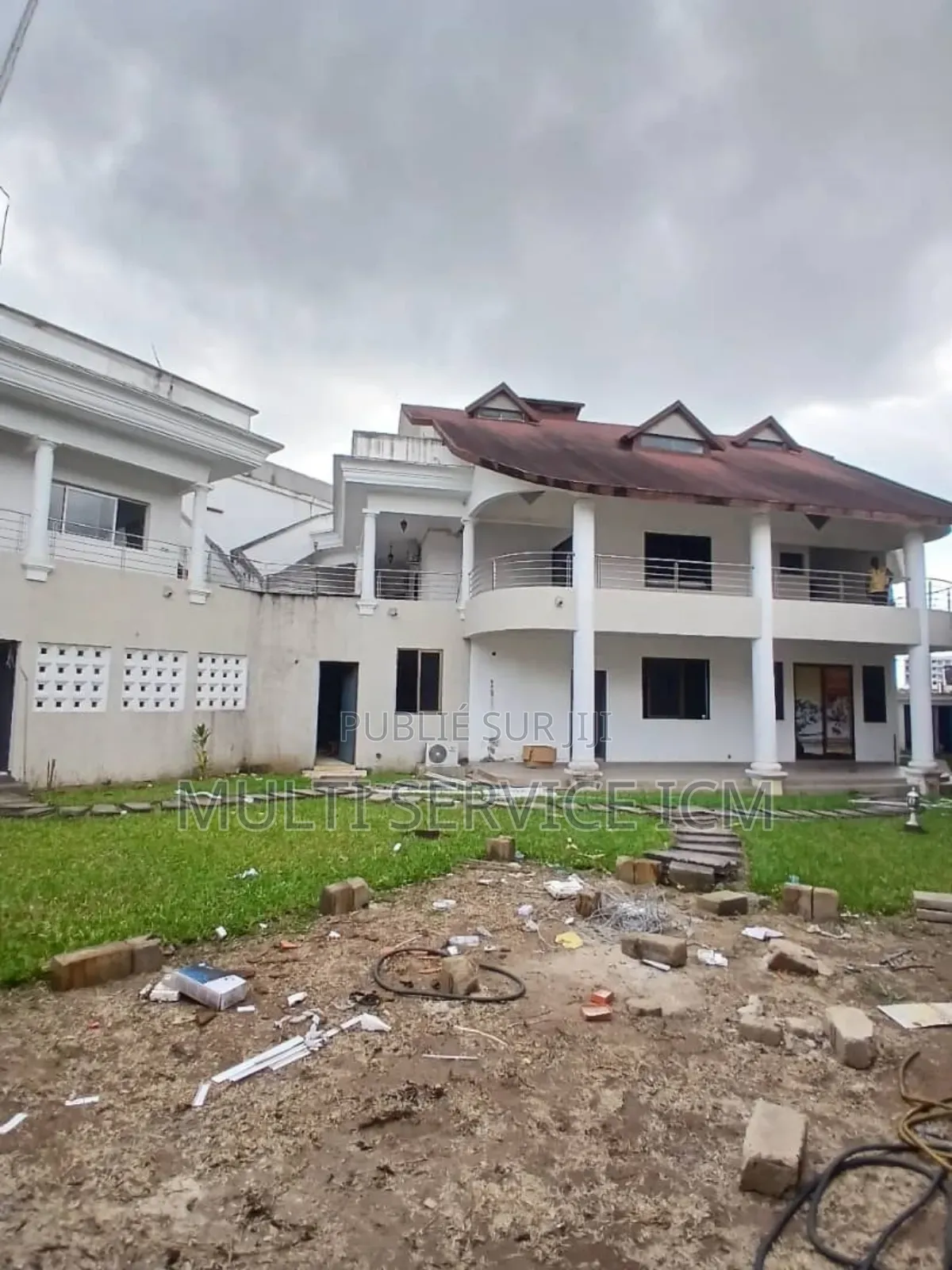 14chbre Duplex dans Ismaël Coulibaly, Cocody à Vendre