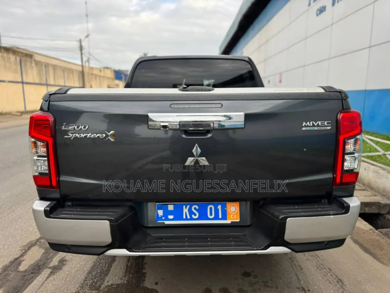 Mitsubishi L200 2022 Black