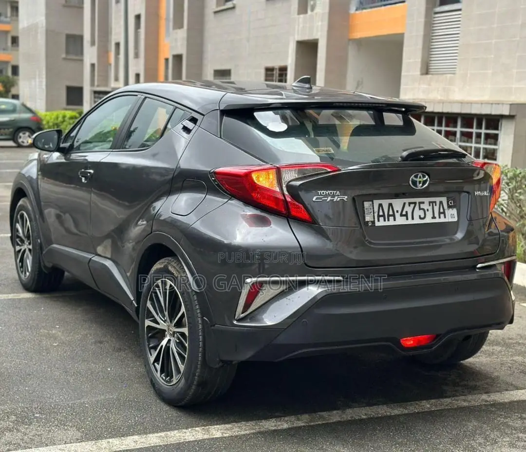 Toyota C-HR 2017 Noir Mat