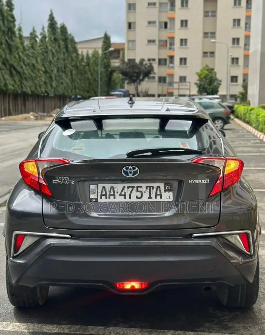 Toyota C-HR 2017 Noir Mat