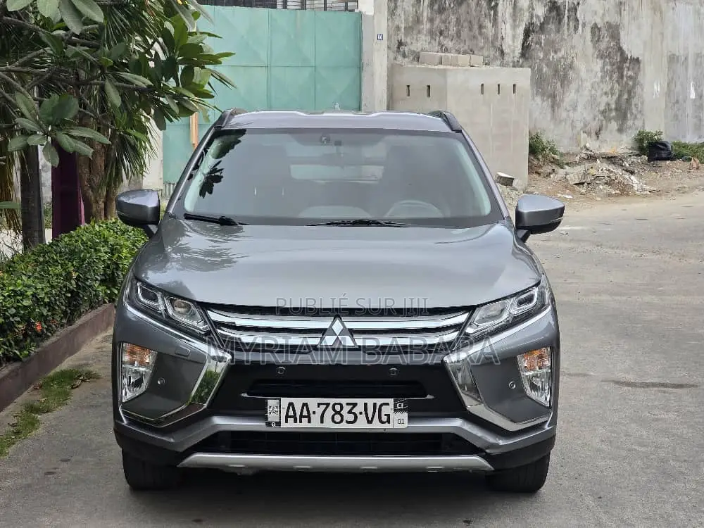 Mitsubishi Eclipse Cross 2021 Gris