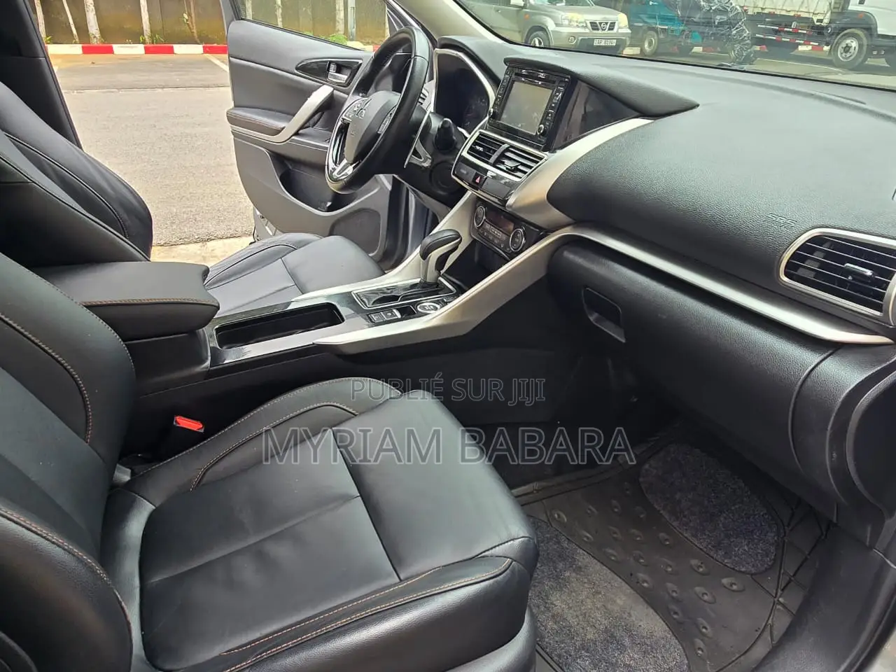 Mitsubishi Eclipse Cross 2021 Gris