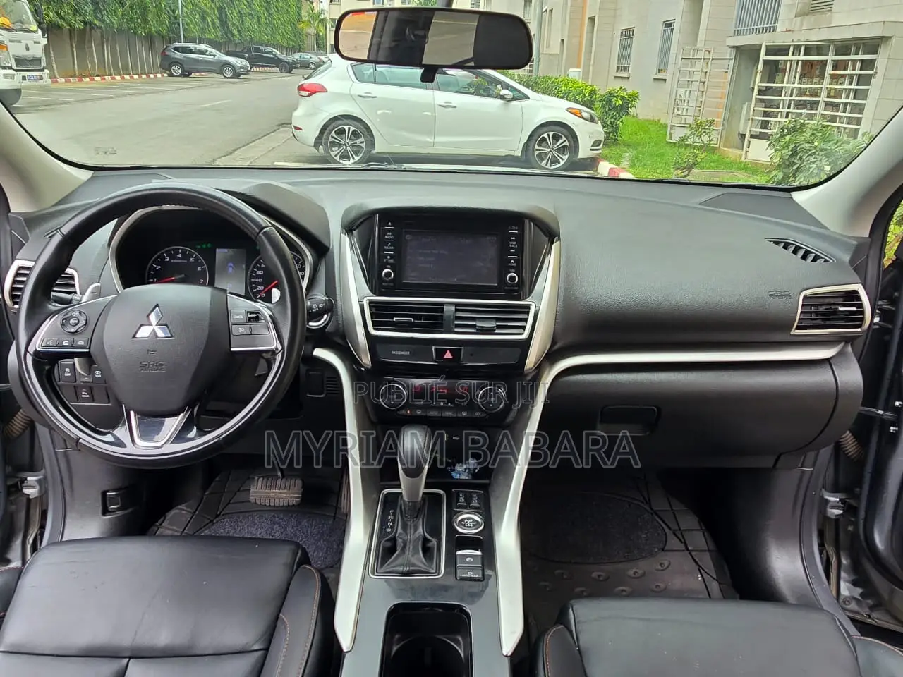 Mitsubishi Eclipse Cross 2021 Gris