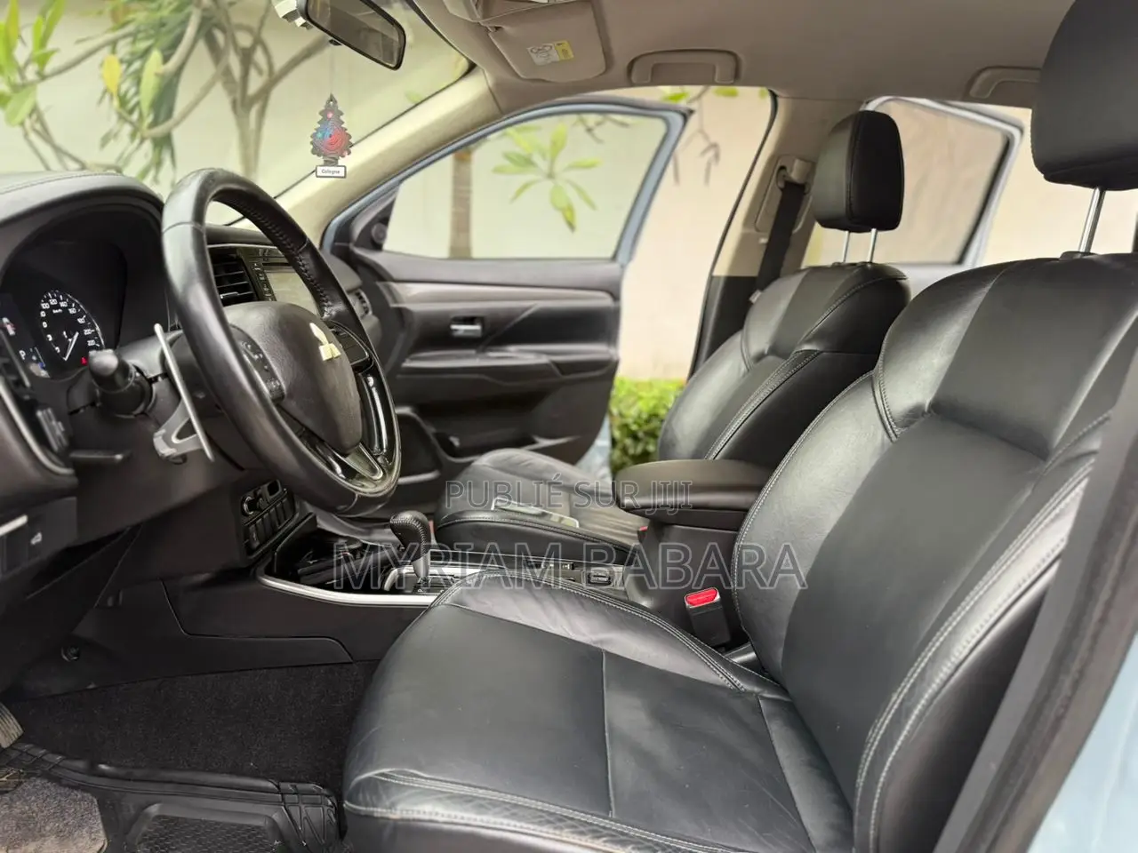 Mitsubishi Outlander 2020 Blanc cassé