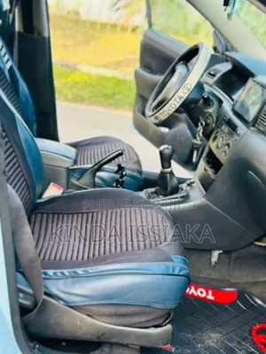 Toyota Corolla Sedan 2004 Blue