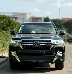 Photo - Toyota Land Cruiser 5.7 V8 VX-S 2021 Black