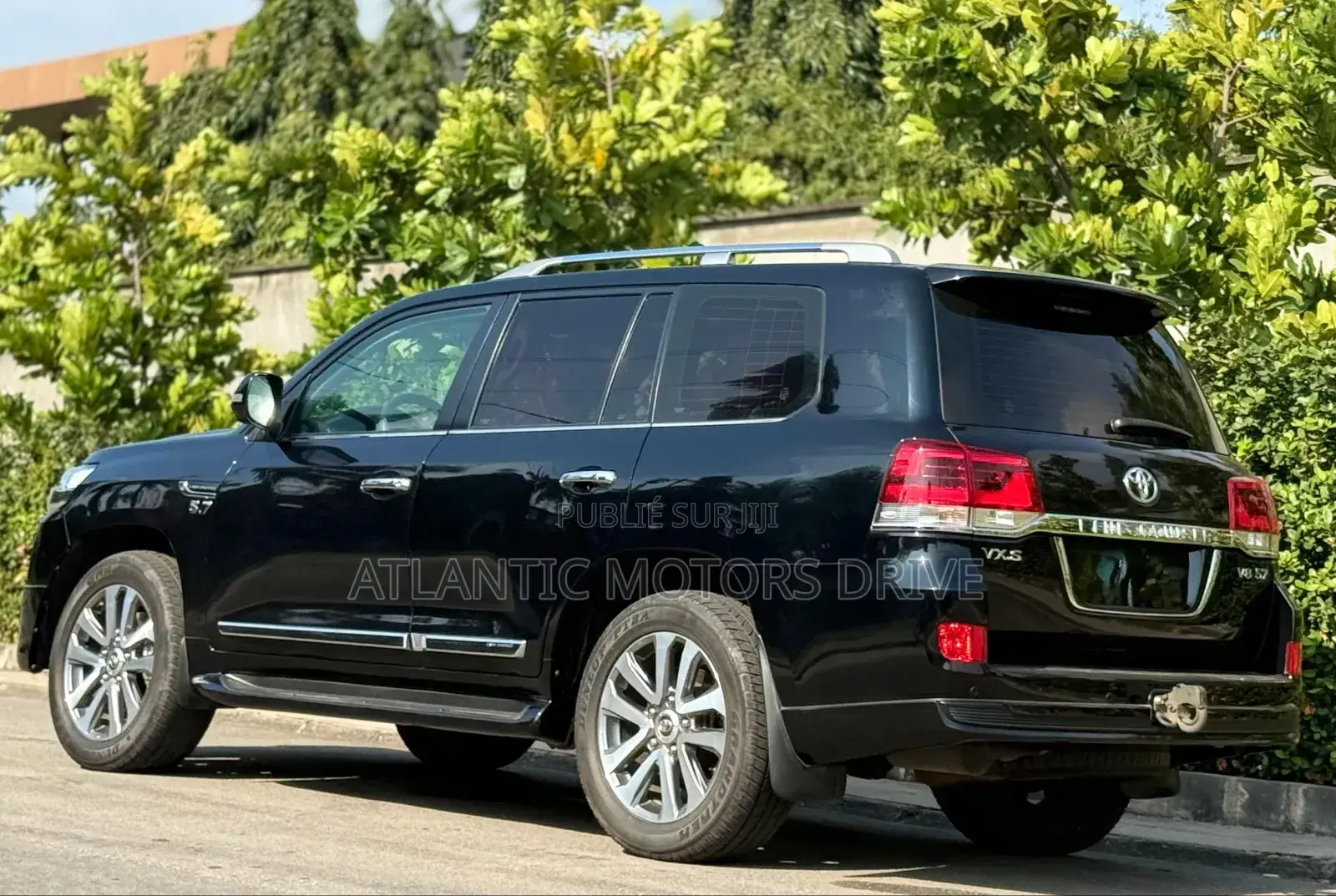 Toyota Land Cruiser 5.7 V8 VX-S 2021 Noir