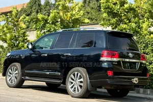 Toyota Land Cruiser 5.7 V8 VX-S 2021 Black