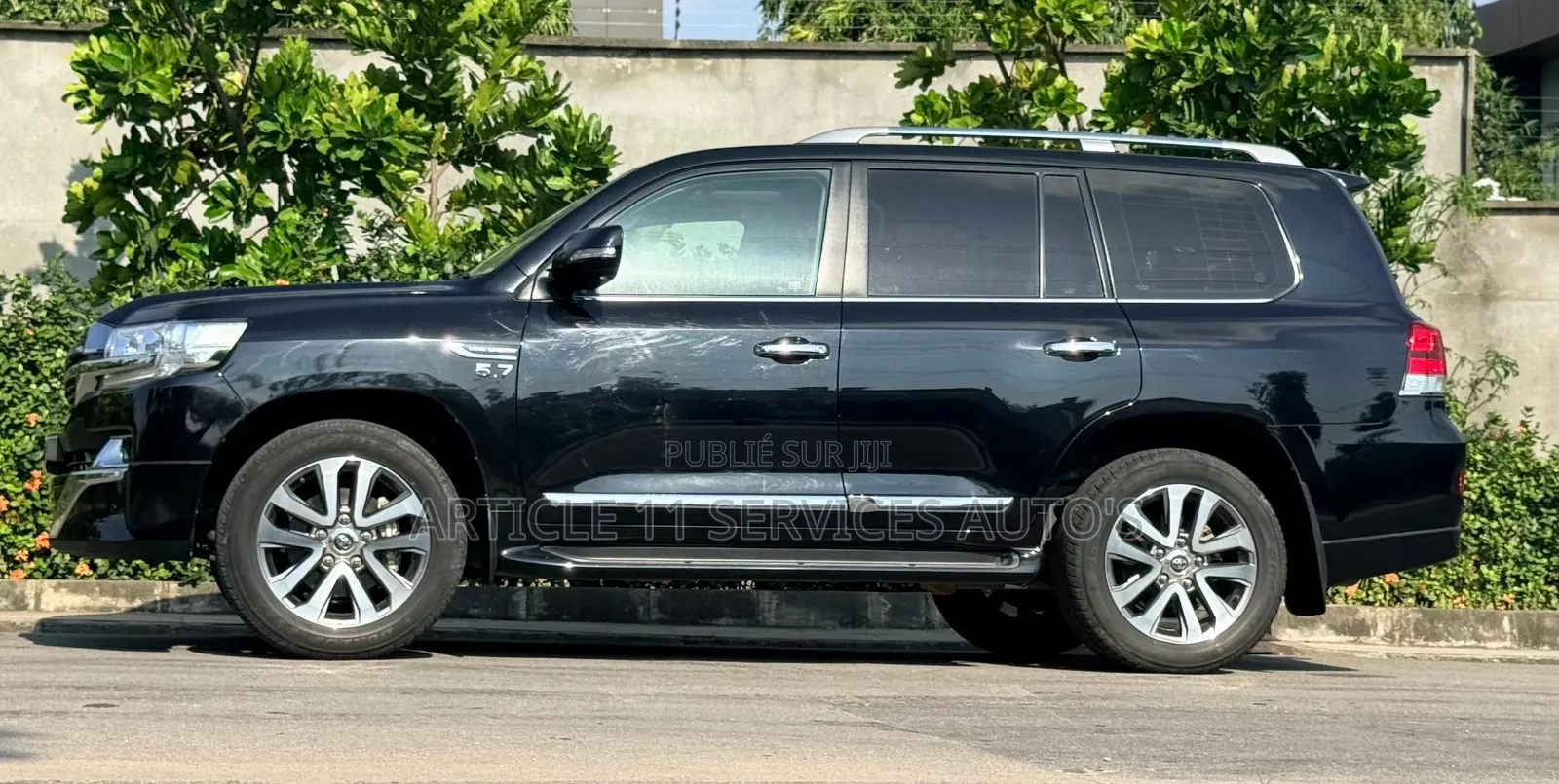 Toyota Land Cruiser 5.7 V8 VX-S 2021 Black