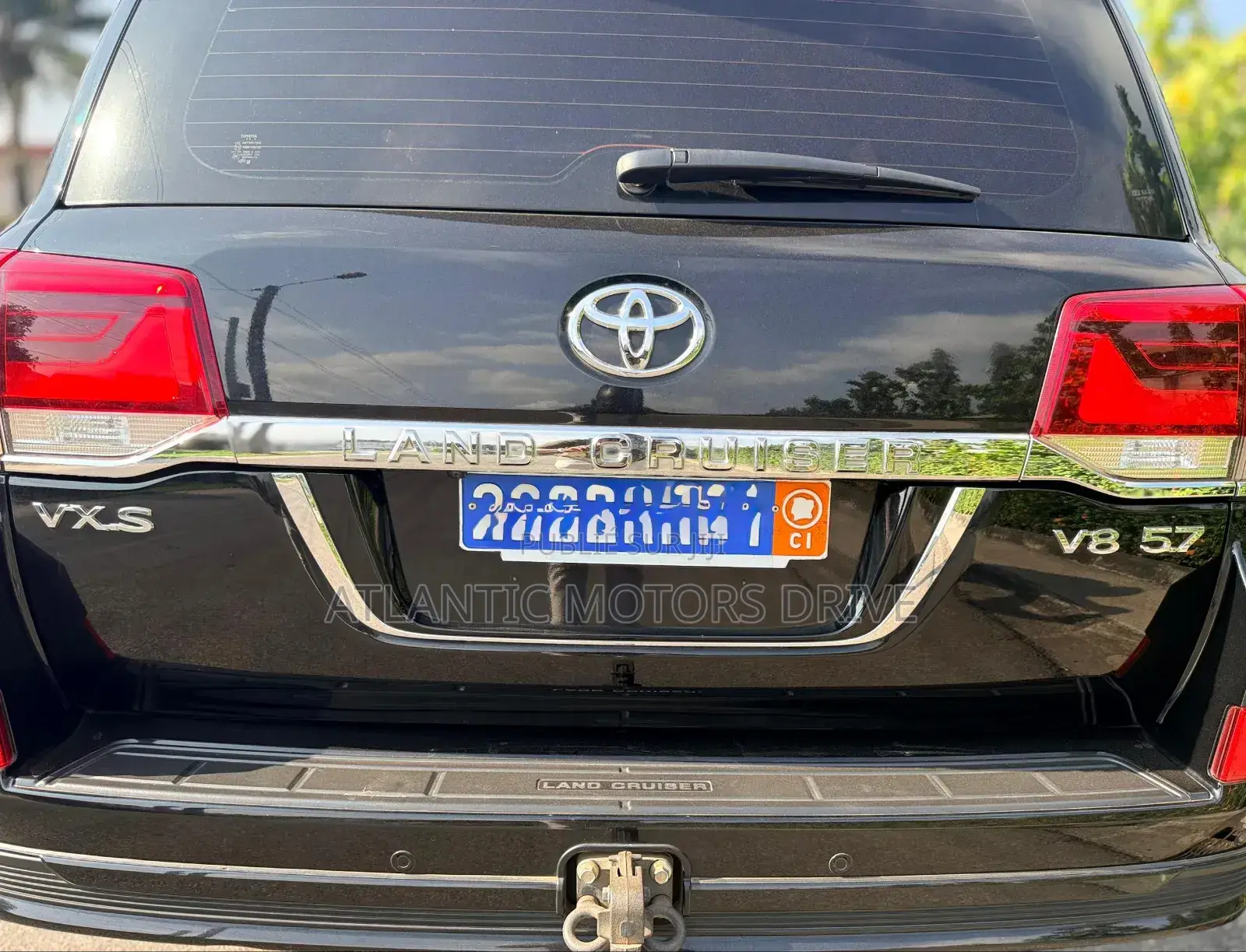 Toyota Land Cruiser 5.7 V8 VX-S 2021 Noir