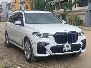 Photo - BMW X7 2022 Blanc