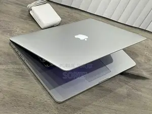 Photo - Ordinateur Portable Apple MacBook Pro 2011 4GB Intel Core I7 HDD 500GB