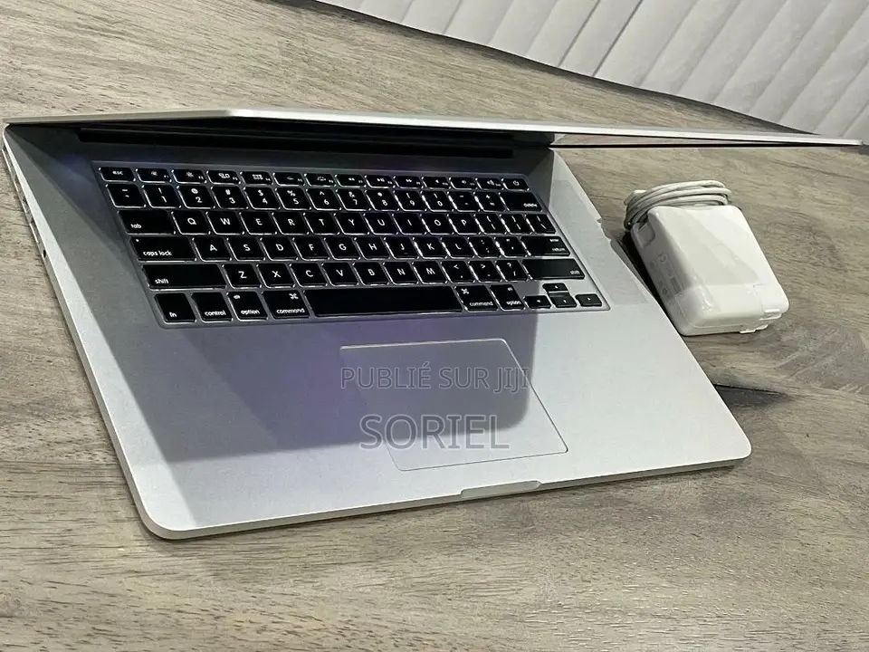 Ordinateur Portable Apple MacBook Pro 2011 4GB Intel Core I7 HDD 500GB