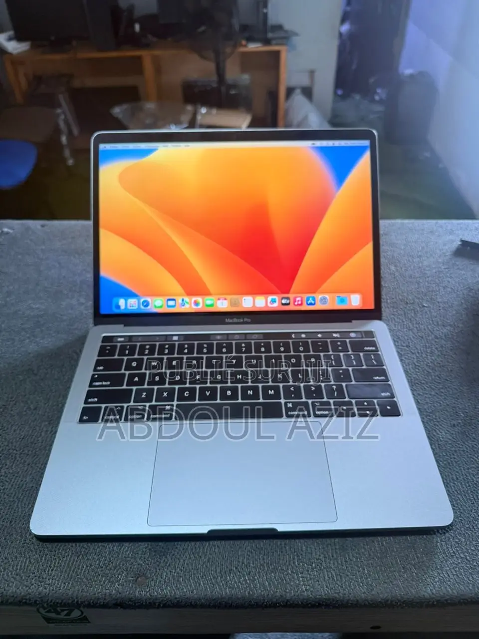 Ordinateur Portable Apple MacBook Pro 2017 8GB Intel Core I5 SSD 256GB