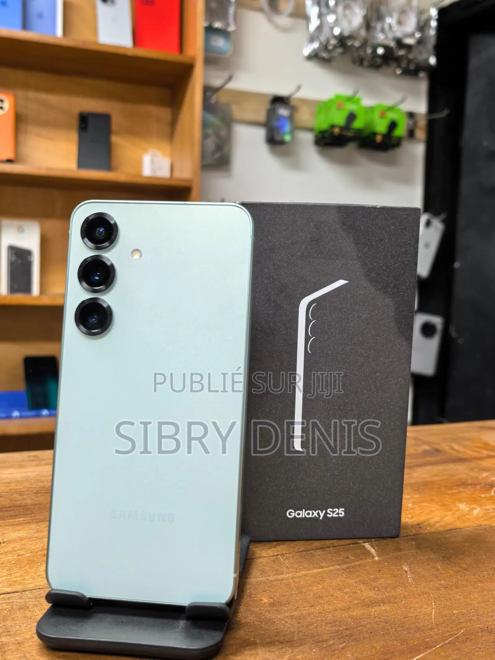 New Samsung Galaxy S25 256 GB Vert