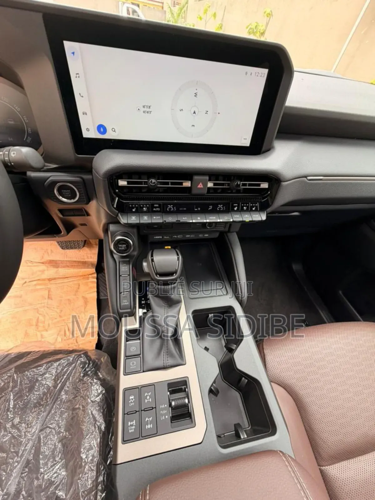 Toyota Land Cruiser Prado 2.4 Petrol 2025 Blue