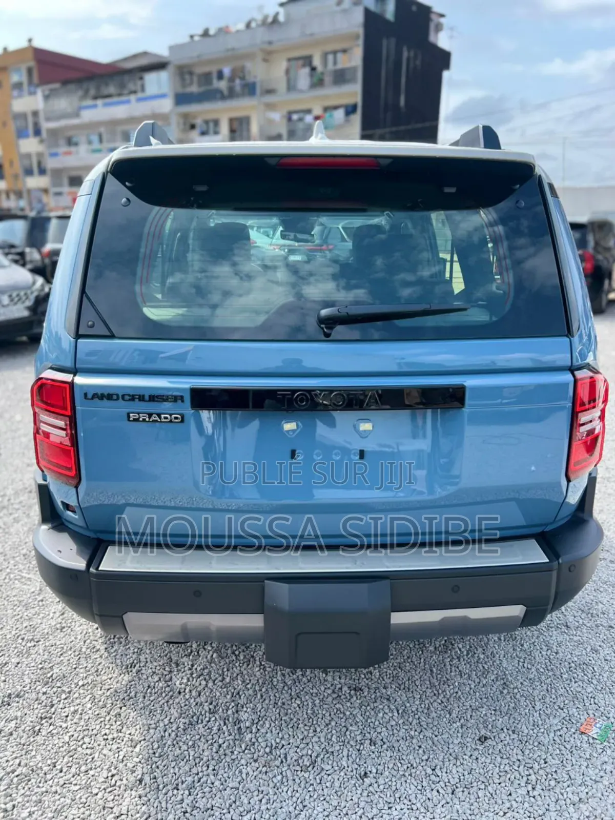 Toyota Land Cruiser Prado 2.4 Petrol 2025 Blue