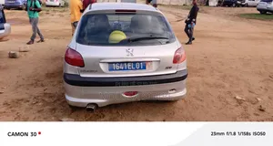 Peugeot 206 1.6 2001 Gris