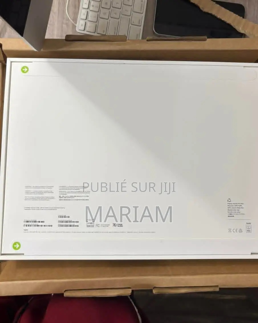 New Apple MacBook Pro 2024 M4 14-Inch 24GB Apple M4 Pro SSD 512GB