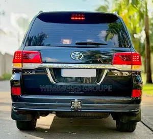 New Toyota Land Cruiser Prado 2022 Black