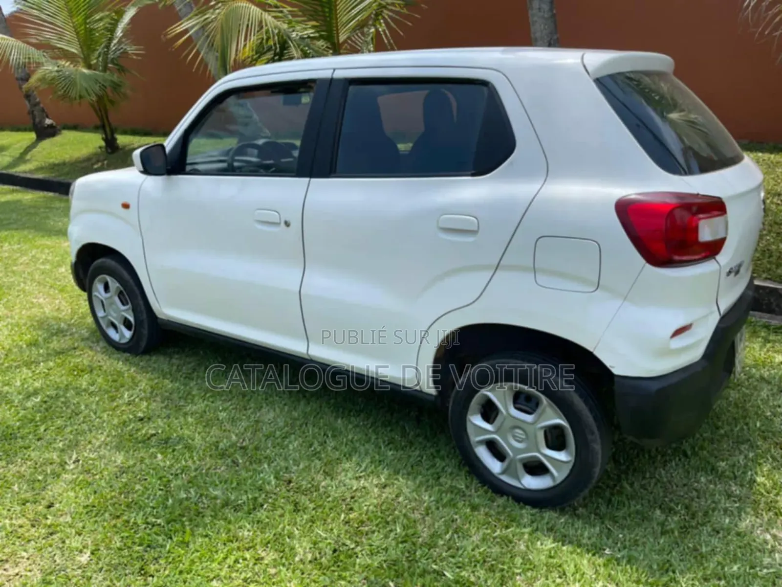 Suzuki S-Presso 2023 Blanc