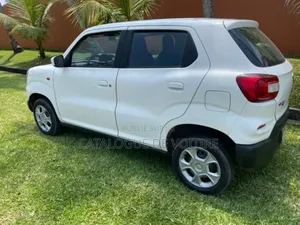 Suzuki S-Presso 2023 Blanc