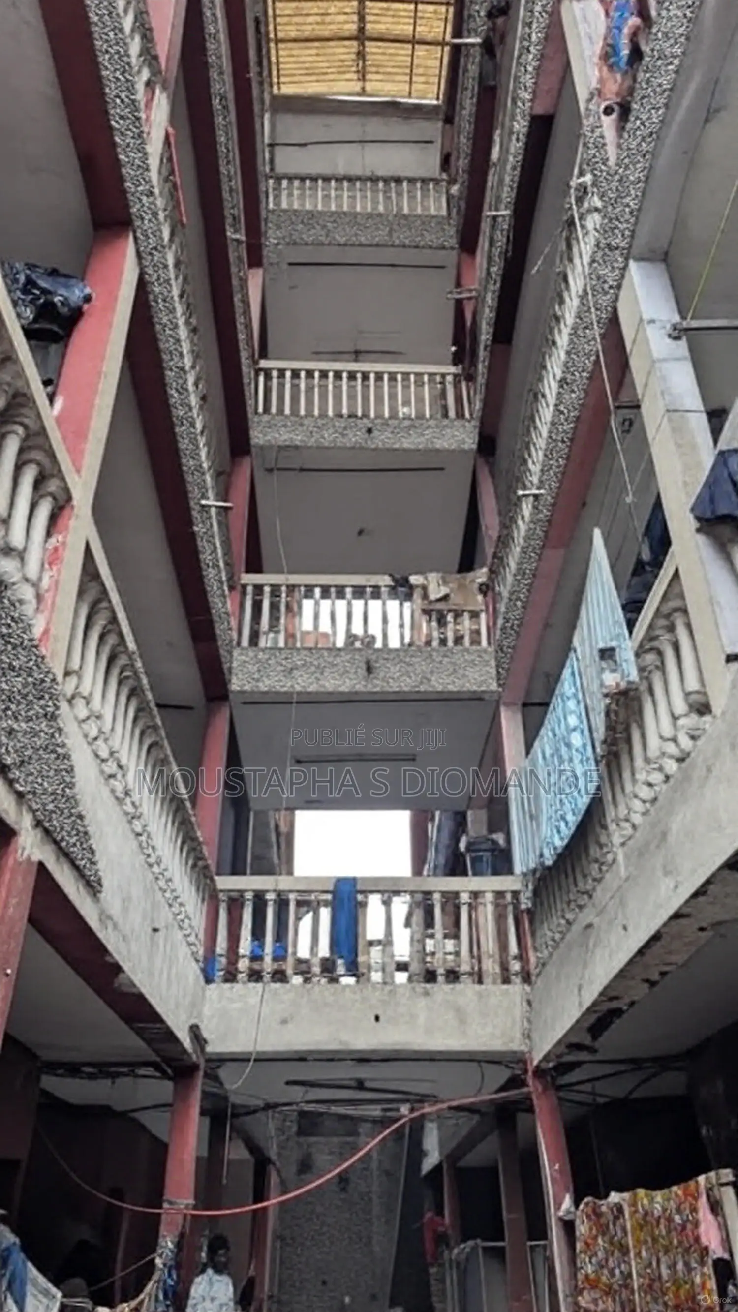 13chbre Appartement dans Diomande Moustapha, Yopougon à Vendre