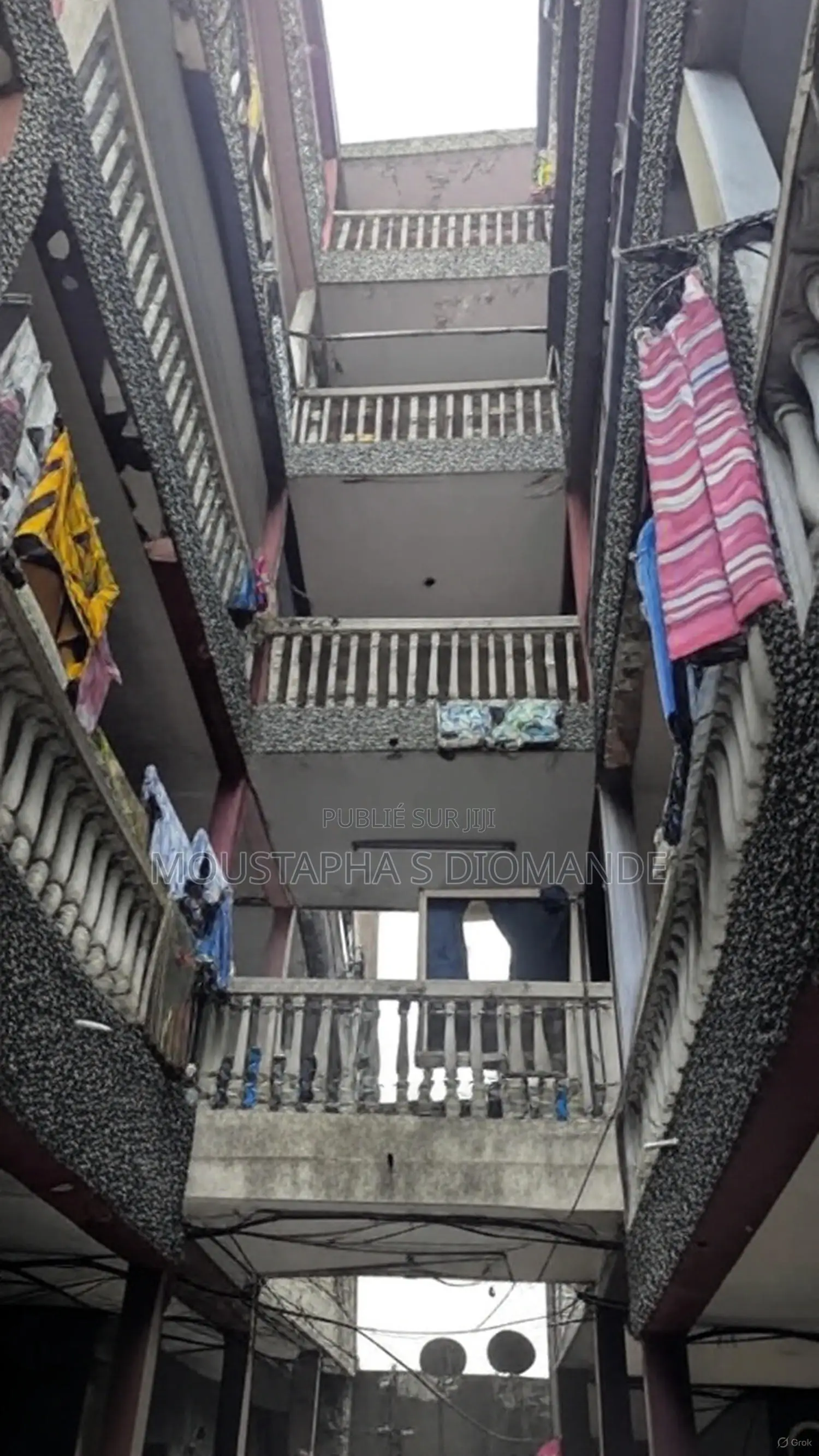 13chbre Appartement dans Diomande Moustapha, Yopougon à Vendre