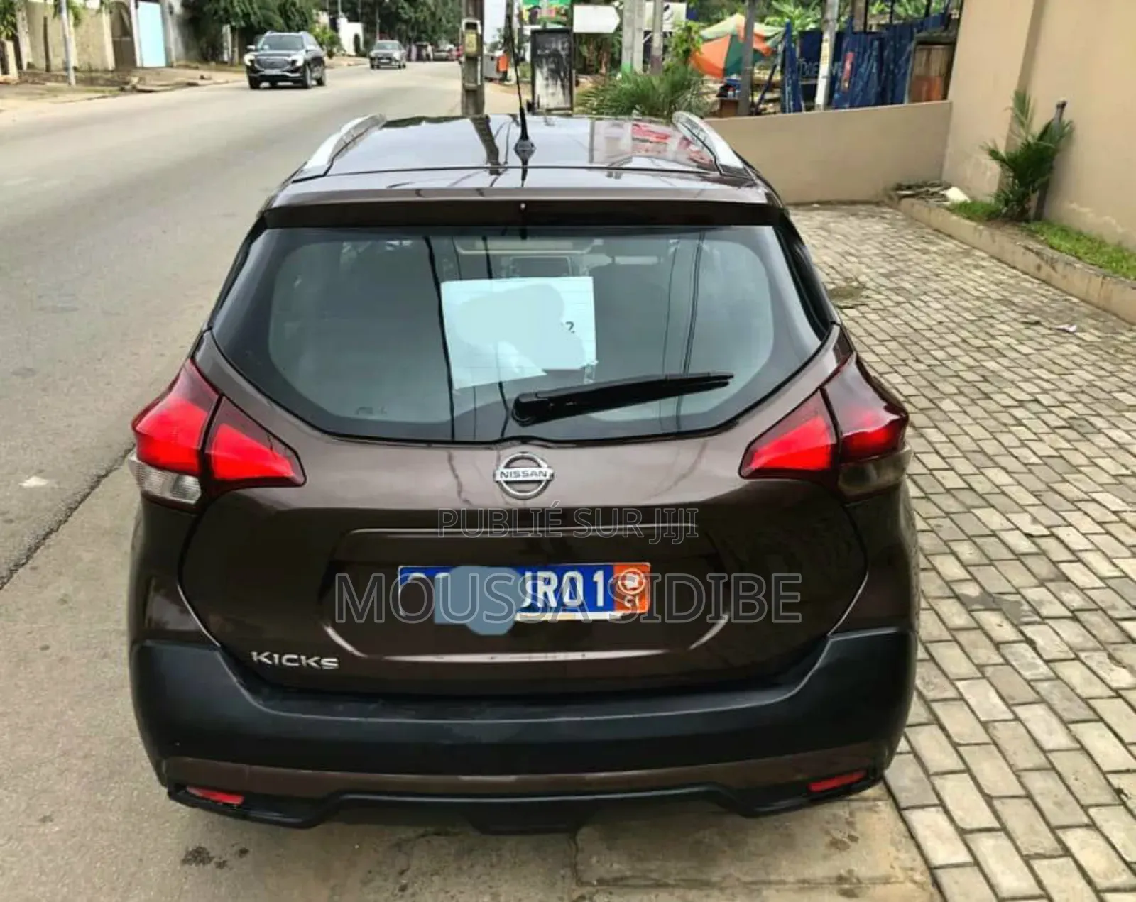 Nissan Kicks SV 2018 Marron