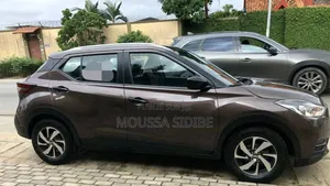Nissan Kicks SV 2018 Marron