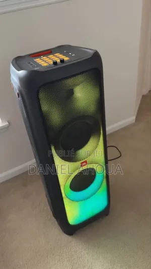 Photo - JBL Partybox 1000