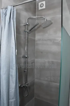 Furnished 1chbre Appartement dans Le Plateau à Louer