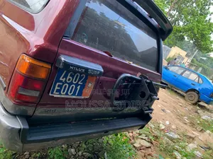 Toyota Hilux Surf 2004 Rouge