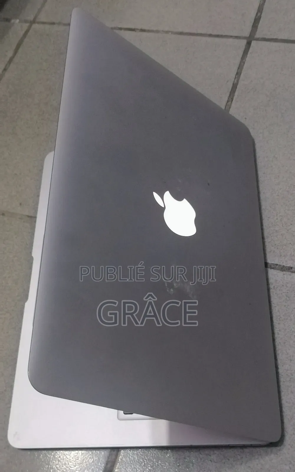 New Apple MacBook Air 2017 8GB Intel Core I5 SSD 256GB