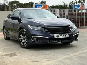 Photo - Honda Civic 2018 Noir Mat