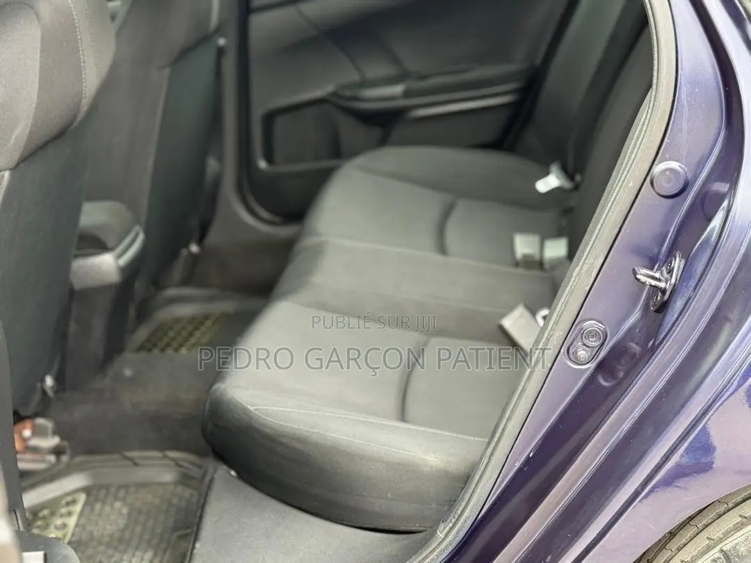 Honda Civic 2018 Noir Mat