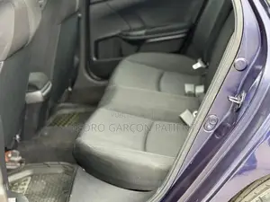 Honda Civic 2018 Noir Mat