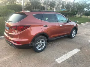 Photo - Hyundai Santa Fe Limited Ultimate AWD 2017 Orange