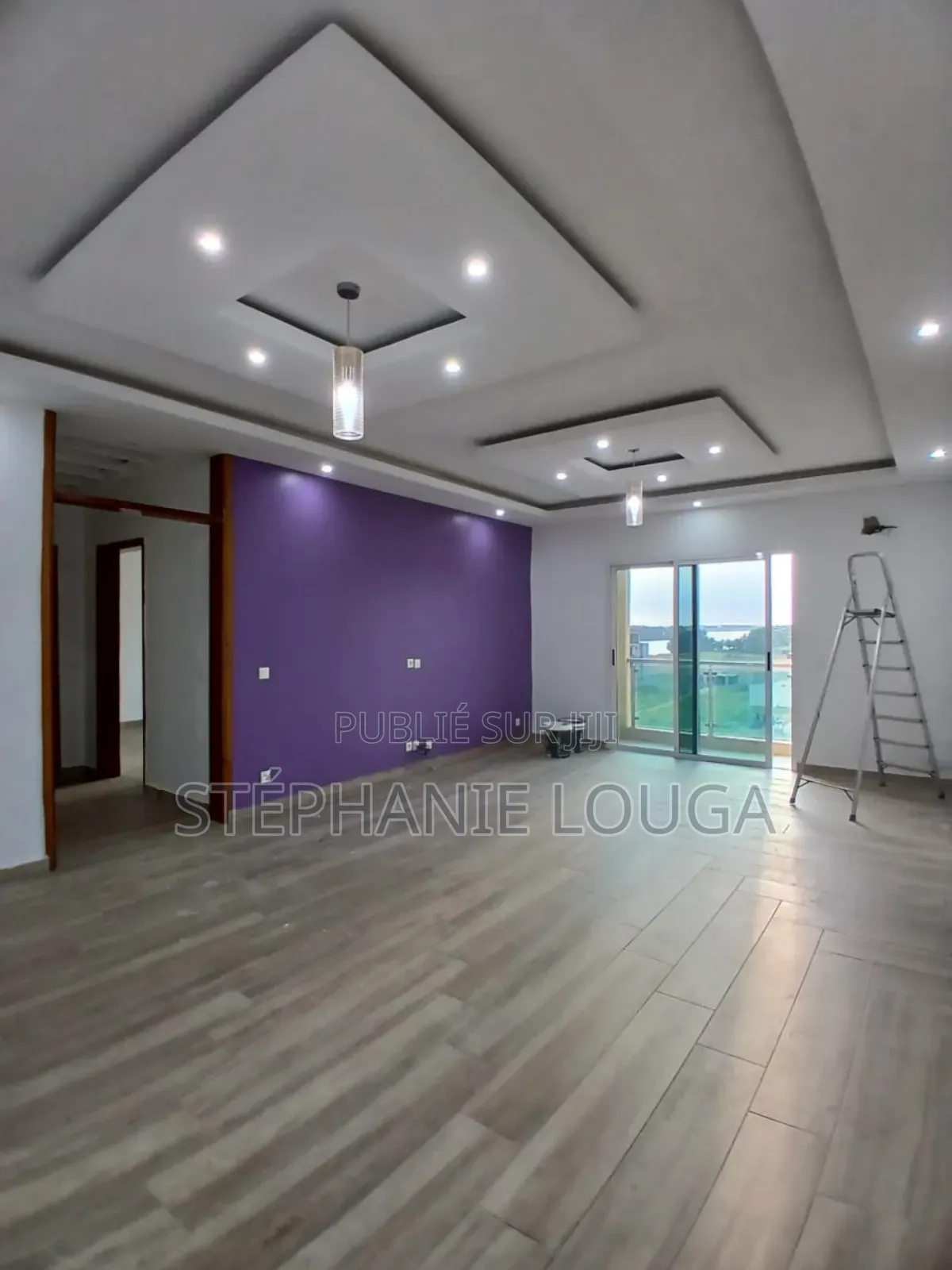 2chbre Appartement dans Grand Bassam, Cité à Louer