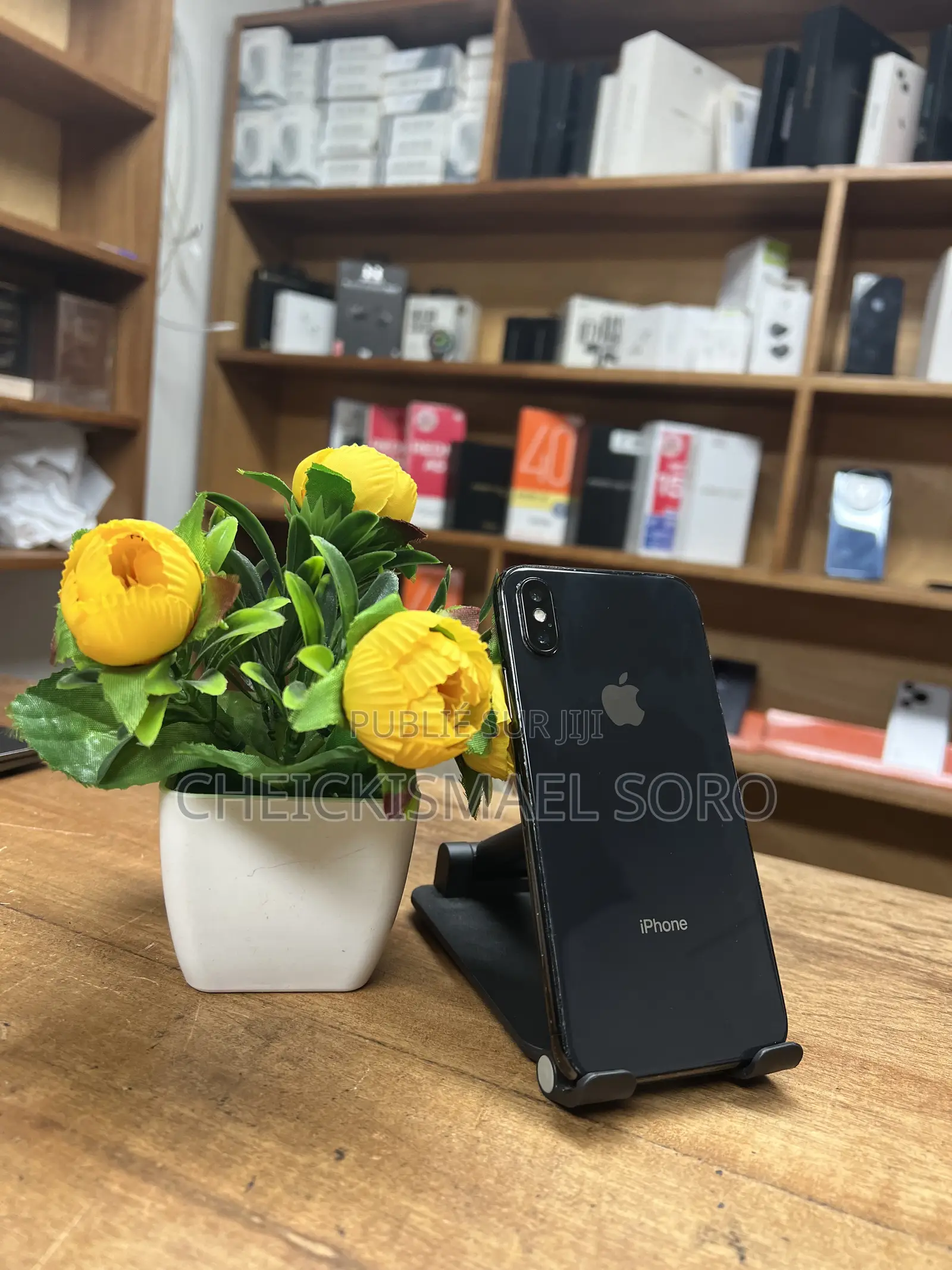 Apple iPhone X 64 GB Black