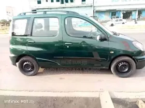 Toyota Yaris 1.5 2000 Vert