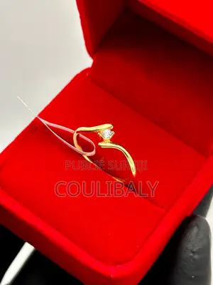 Photo - Bague De Fiançailles