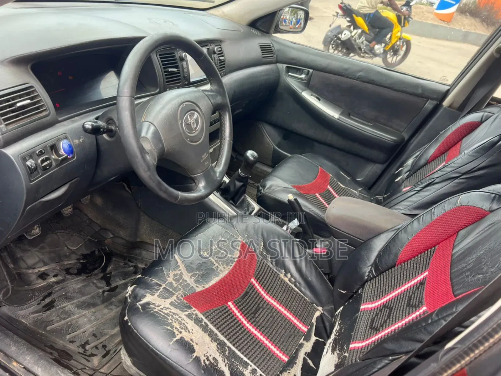 Toyota Corolla 2005 Rouge