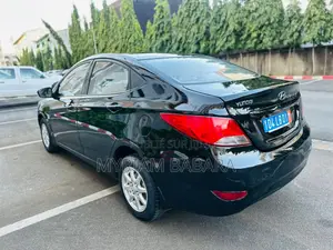Hyundai Accent 2013 Black