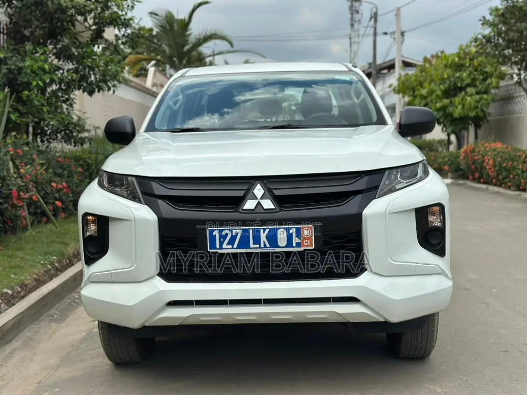 Mitsubishi L200 2022 Blanc