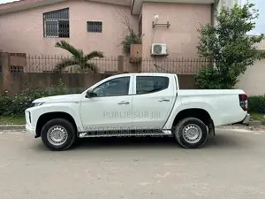 Mitsubishi L200 2022 Blanc