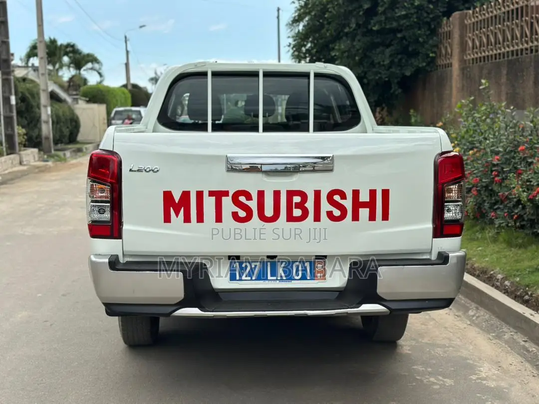 Mitsubishi L200 2022 Blanc