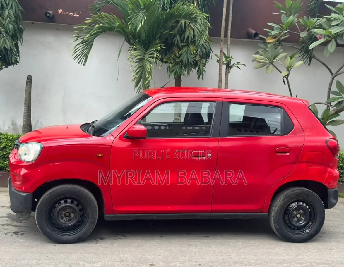 Suzuki S-Presso 2023 Rouge